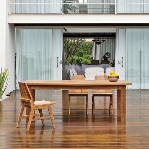 Comedor de terraza de madera de Cumarú para exterior modelo Mucuri